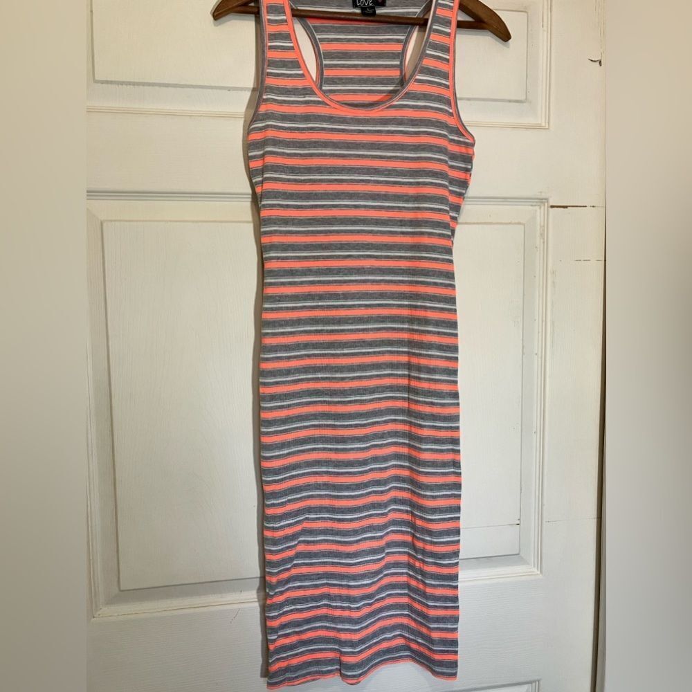 Love sleeveless midi dress, razorback, tricolor, excellent condition, large